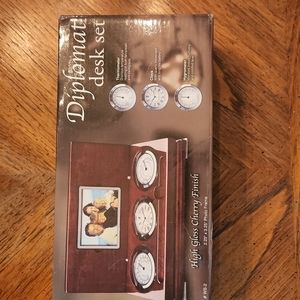NIB Diplomat Desk Set
